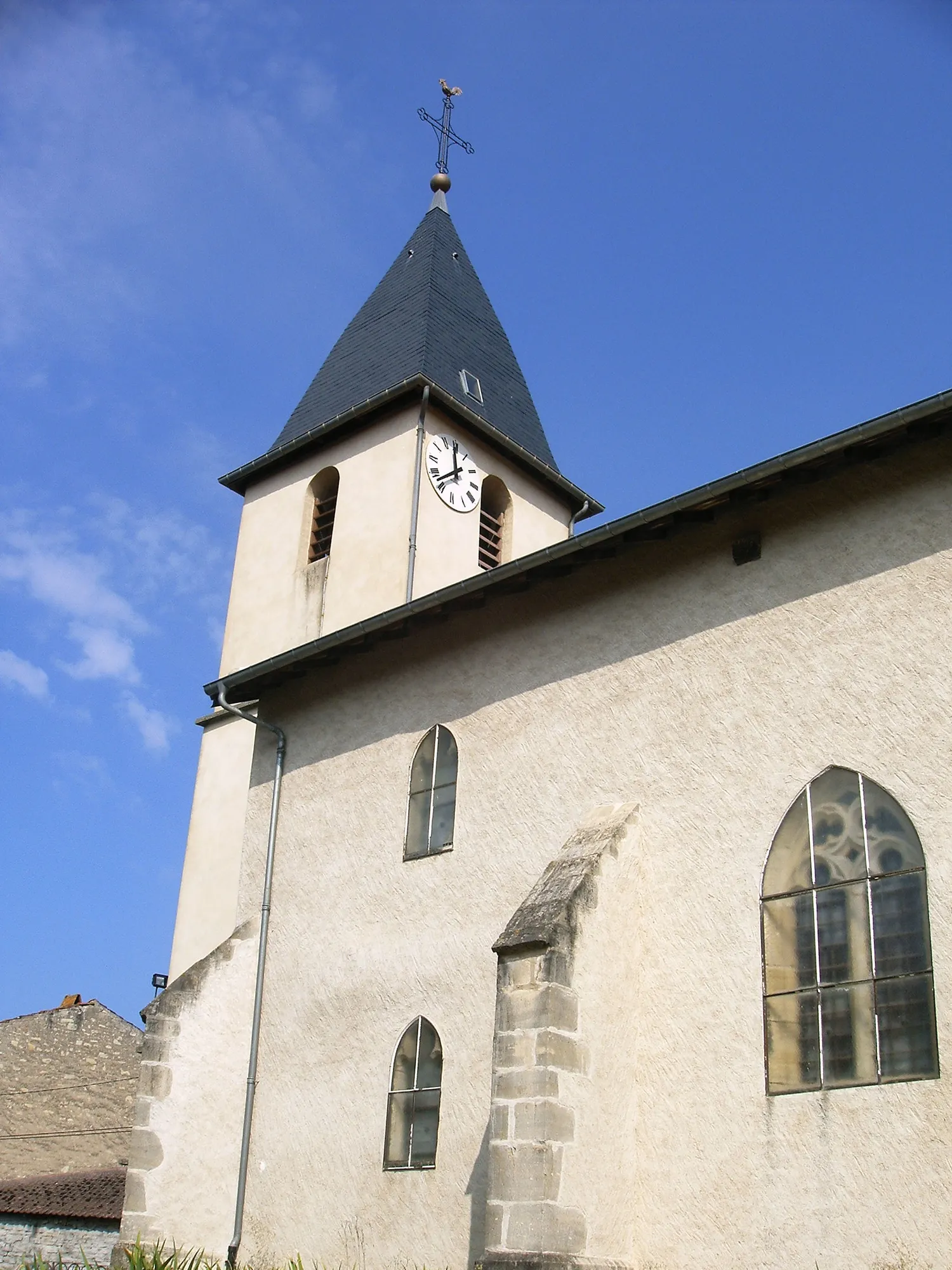 Image qui illustre: Église De La Sainte-croix à Lorey - 1