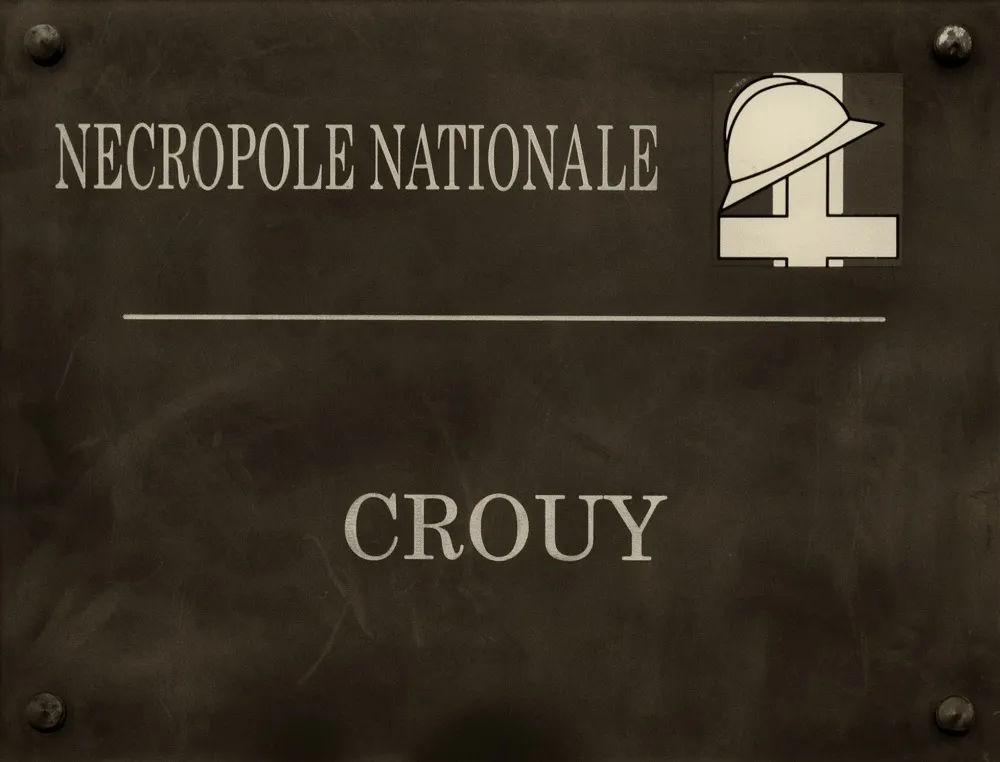 Image qui illustre: Nécropole Nationale De Crouy à Crouy - 0