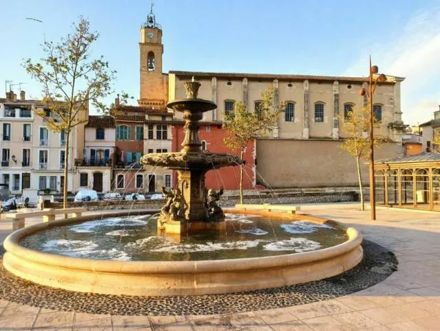 Image qui illustre: Rand'eau douce à Martigues