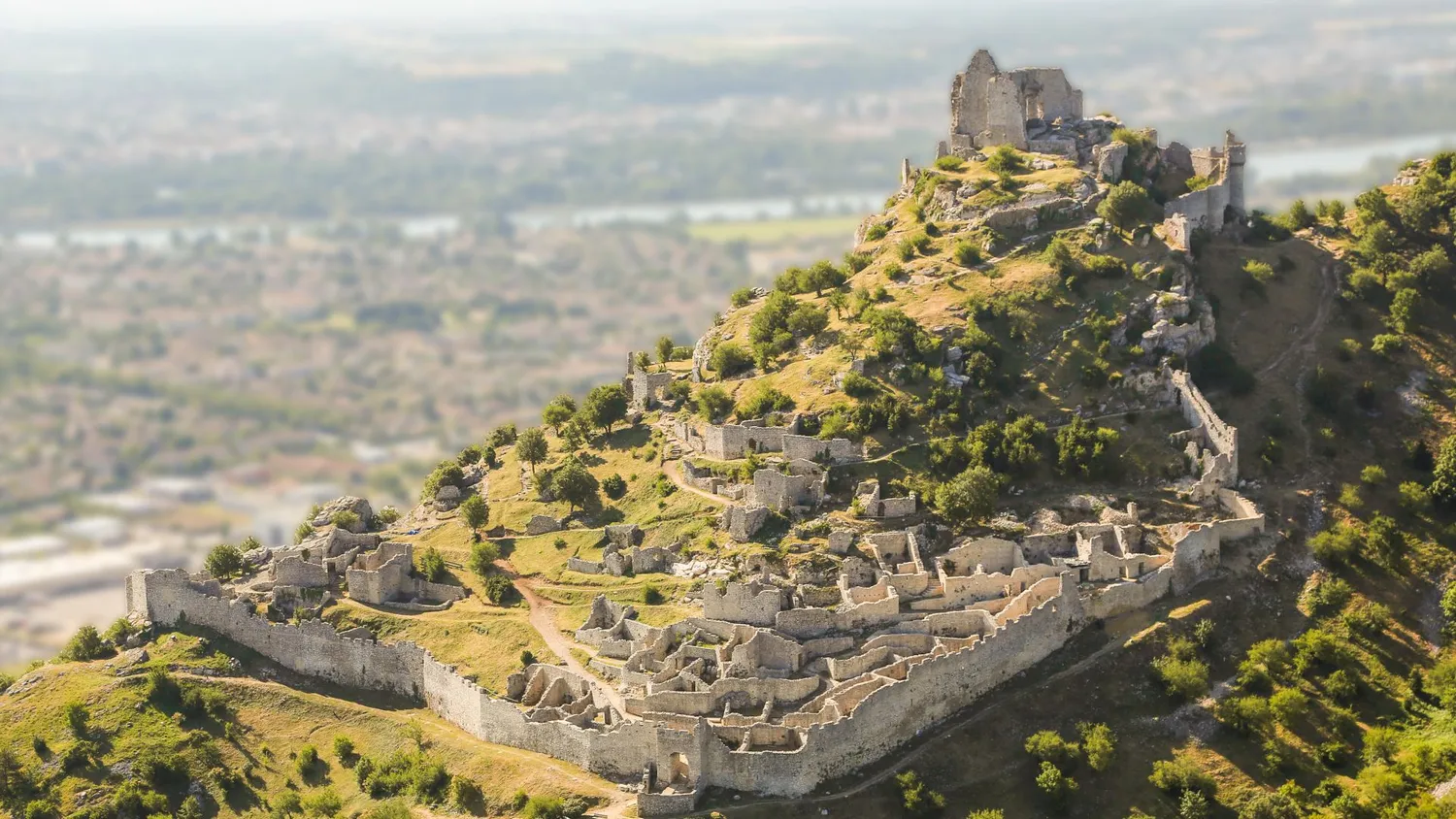 Image qui illustre: Château de Crussol