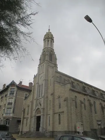 Image qui illustre: Église Saint-Charles