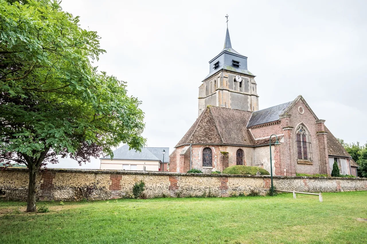Image qui illustre: Eglise Saint Nicolas à Porcheux - 0