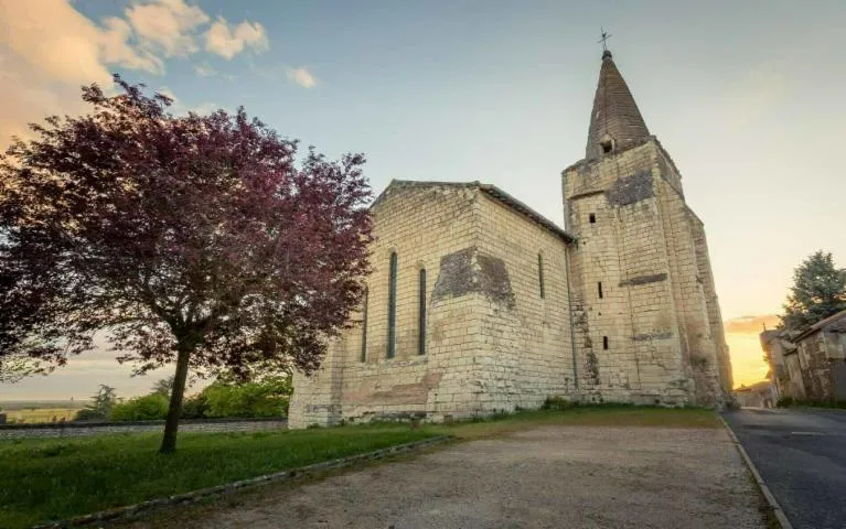 Image qui illustre: Une église du XIIe siècle ouvre ses portes !