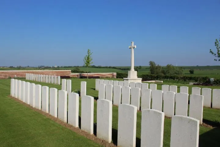 Image qui illustre: Quiétiste Military Cemetery