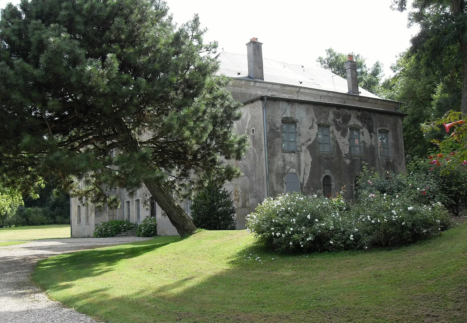Image qui illustre: Château de Mitry à Leménil-Mitry - 0