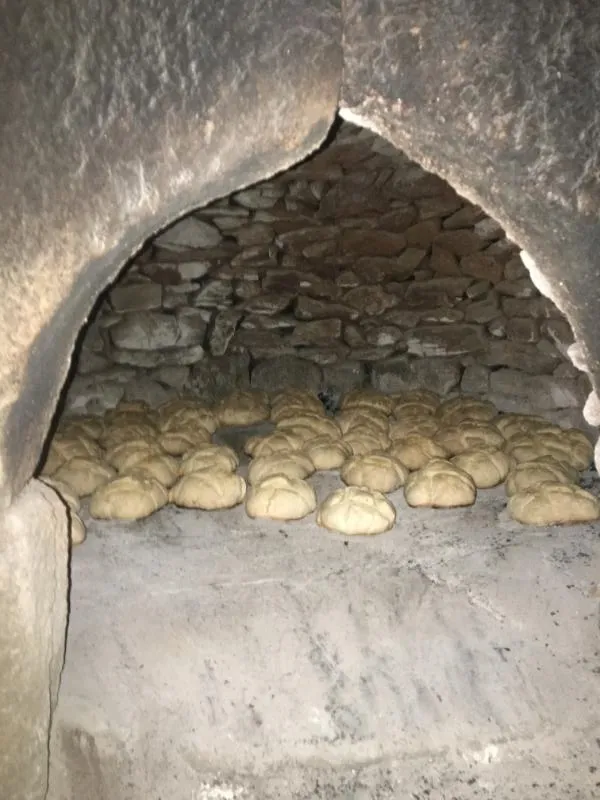 Image qui illustre: Témoin de l’usage de la pierre dite de Locquirec, la Maison du four à pain à Landéda - 0