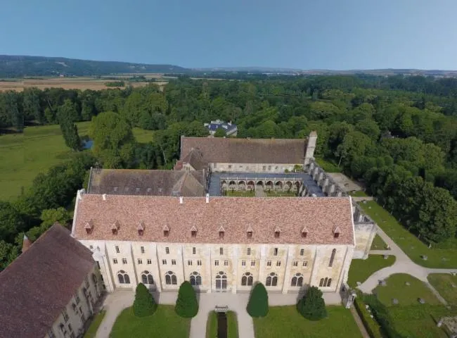 Image qui illustre: Abbaye de Royaumont