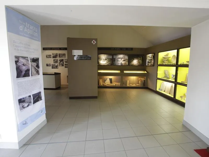 Image qui illustre: Visite Guidée Du Musée D'histoire Bernard Counot à Liffol-le-Grand - 0
