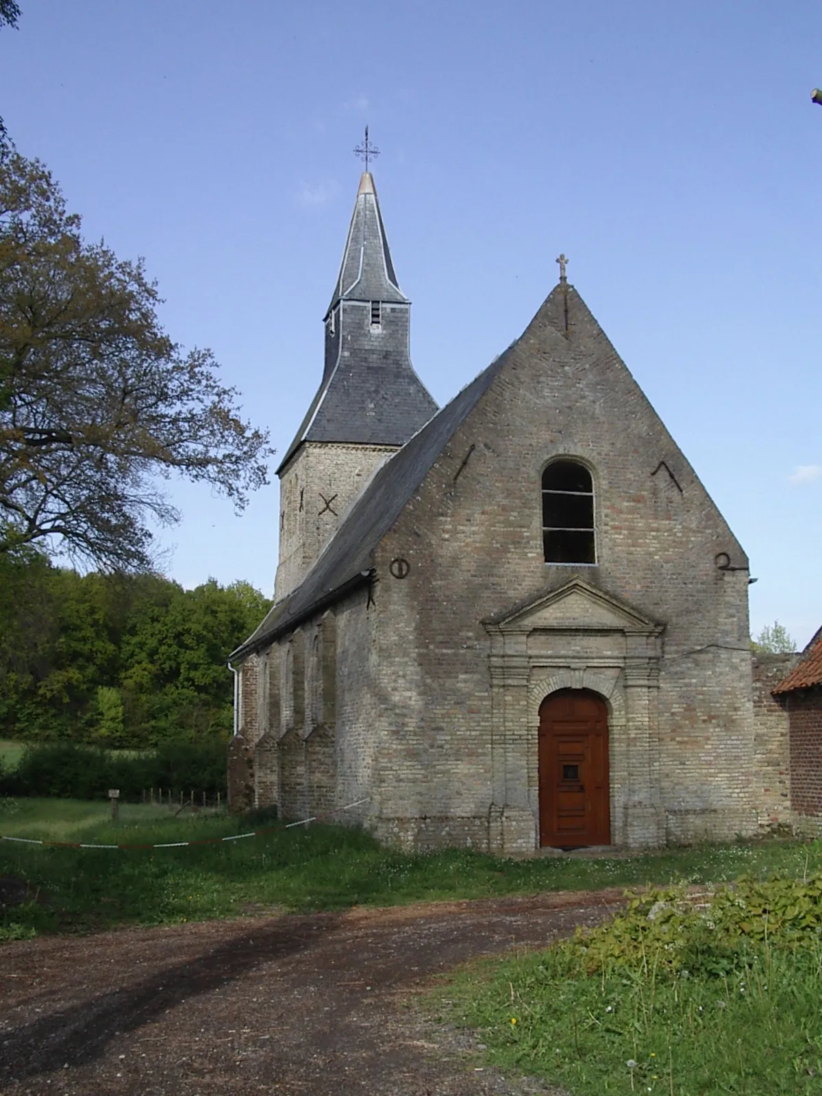 Image qui illustre: Chapelle Sainte Mildrède à Millam - 0