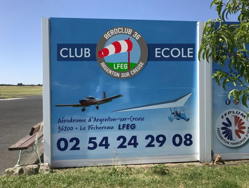 Image qui illustre: Aéroclub 36 à Le Pêchereau - 1