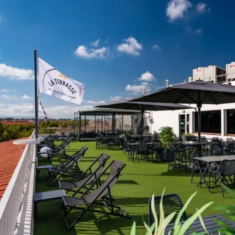 Image qui illustre: La Terrasse - ROOFTOP Galeries LAFAYETTE