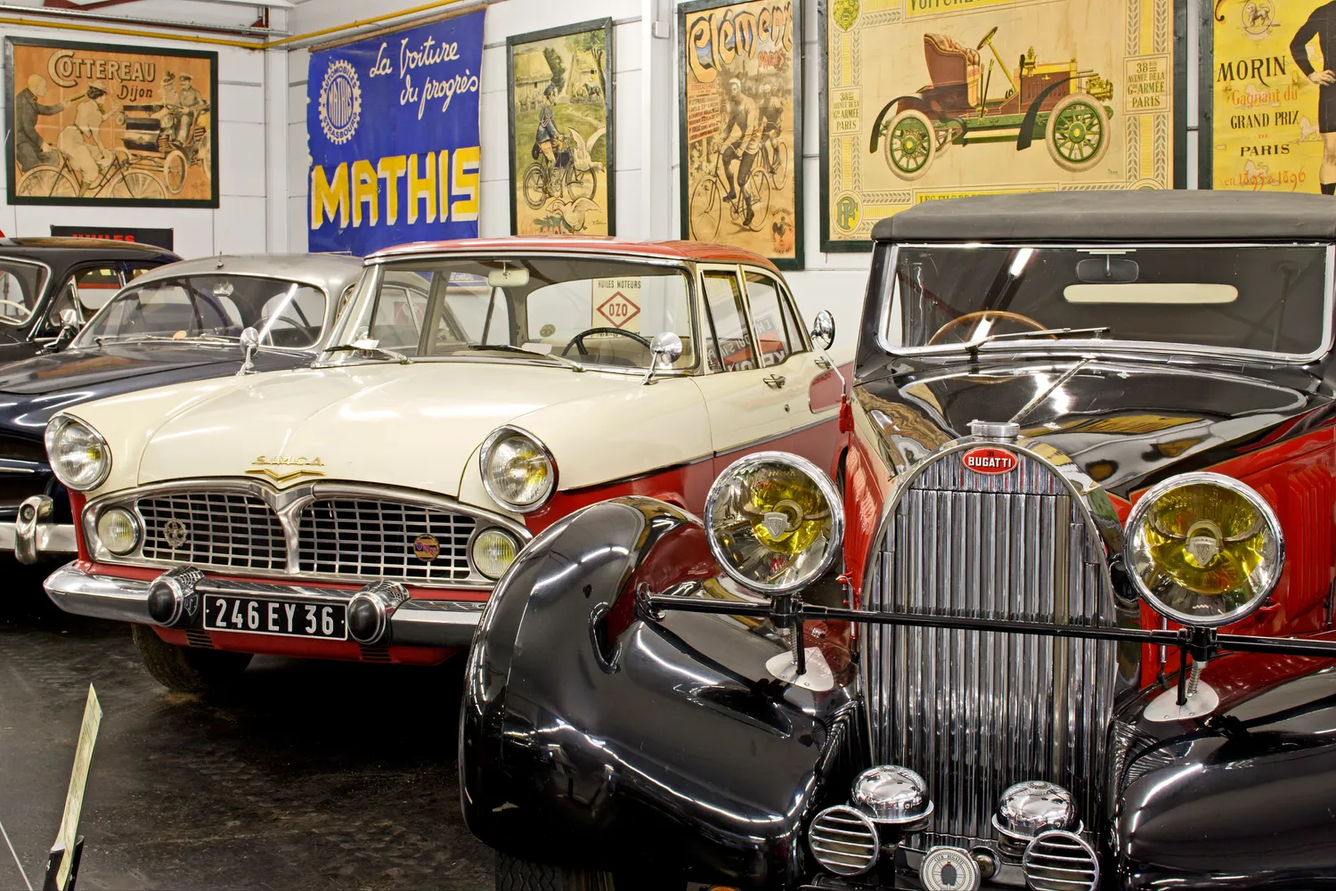 Image qui illustre: Musée De L'automobile De Valençay à Valençay - 0