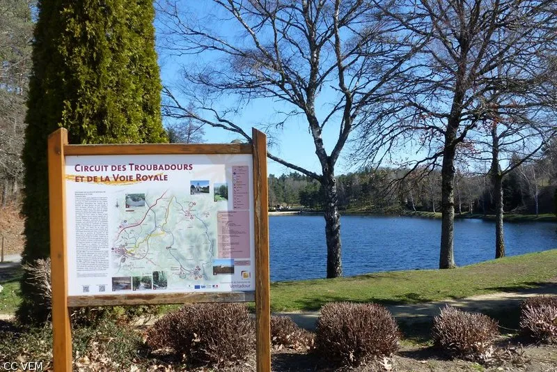 Image qui illustre: Du Lac Du Deiro À Las Vergnas à Égletons - 0