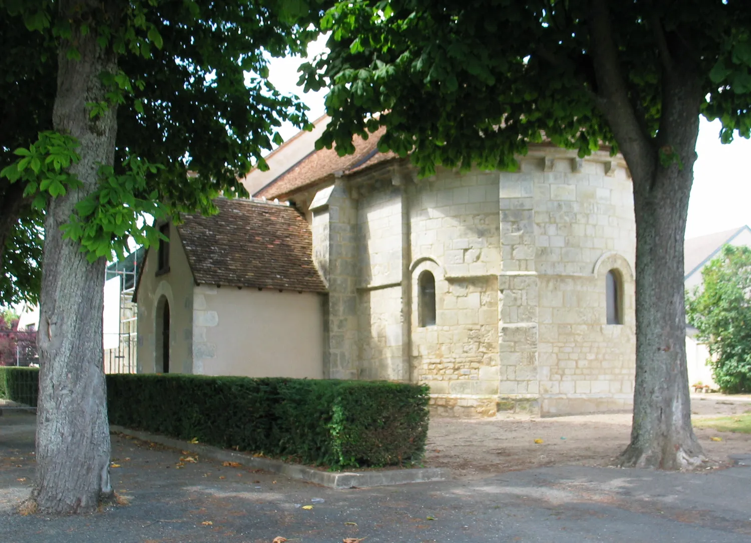Image qui illustre: Eglise Romane à Sainte-Lizaigne - 0