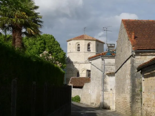 Image qui illustre: Eglise Saint Saturnin