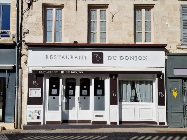 Image qui illustre: Restaurant du Donjon