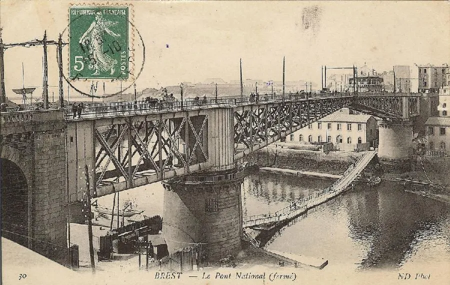 Image qui illustre: Pont de Recouvrance