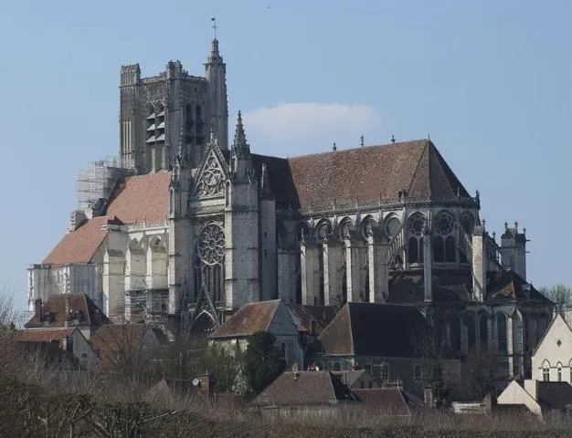 Image qui illustre: Cathédrale Saint-Etienne d'Auxerre