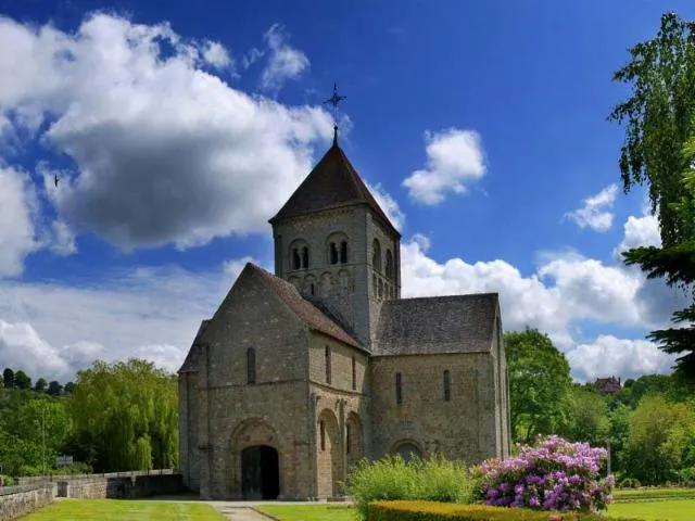 Image qui illustre: Eglise Notre-dame-sur-L'eau