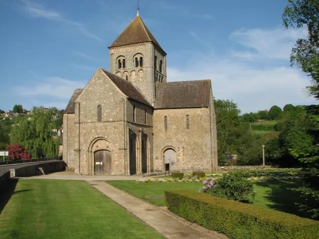 Image qui illustre: Eglise Notre-dame-sur-L'eau