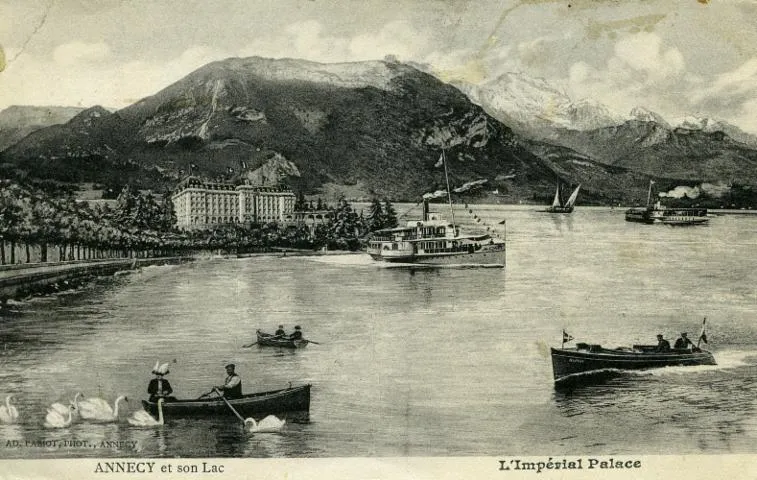 Image qui illustre: Visite guidée : Annecy côté lac