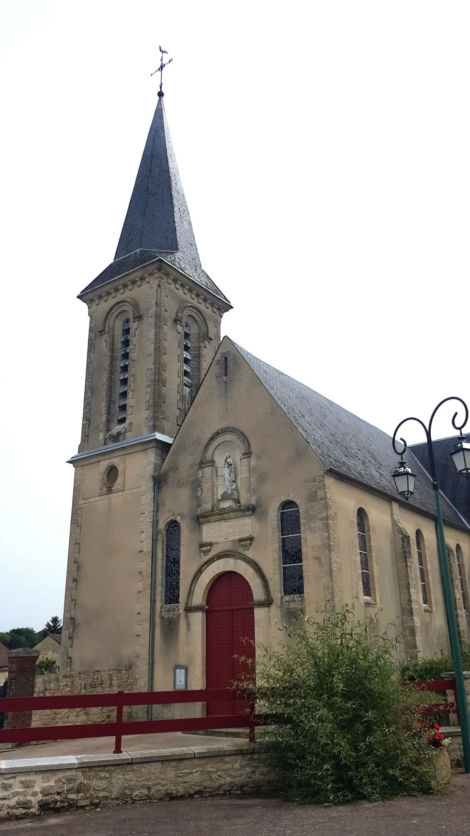 Image qui illustre: Visite libre de l'église à La Chapelle-près-Sées - 0
