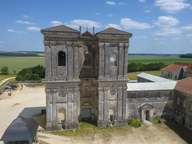 Image qui illustre: Visite Guidée De L'abbaye De Jovilliers