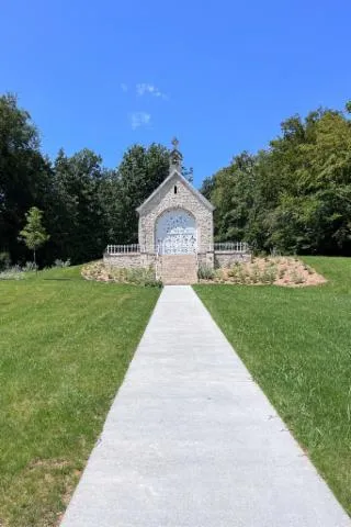 Image qui illustre: Visite de la chapelle Notre-Dame du Chêne