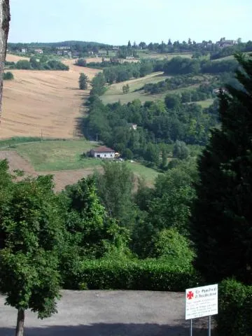 Image qui illustre: Clermont-dessous / Bazens, Panoramas Sur La Vallée De La Garonne