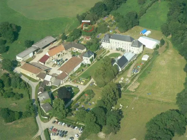 Image qui illustre: Visite libre d'une abbaye, de son pigeonnier et de sa chapelle