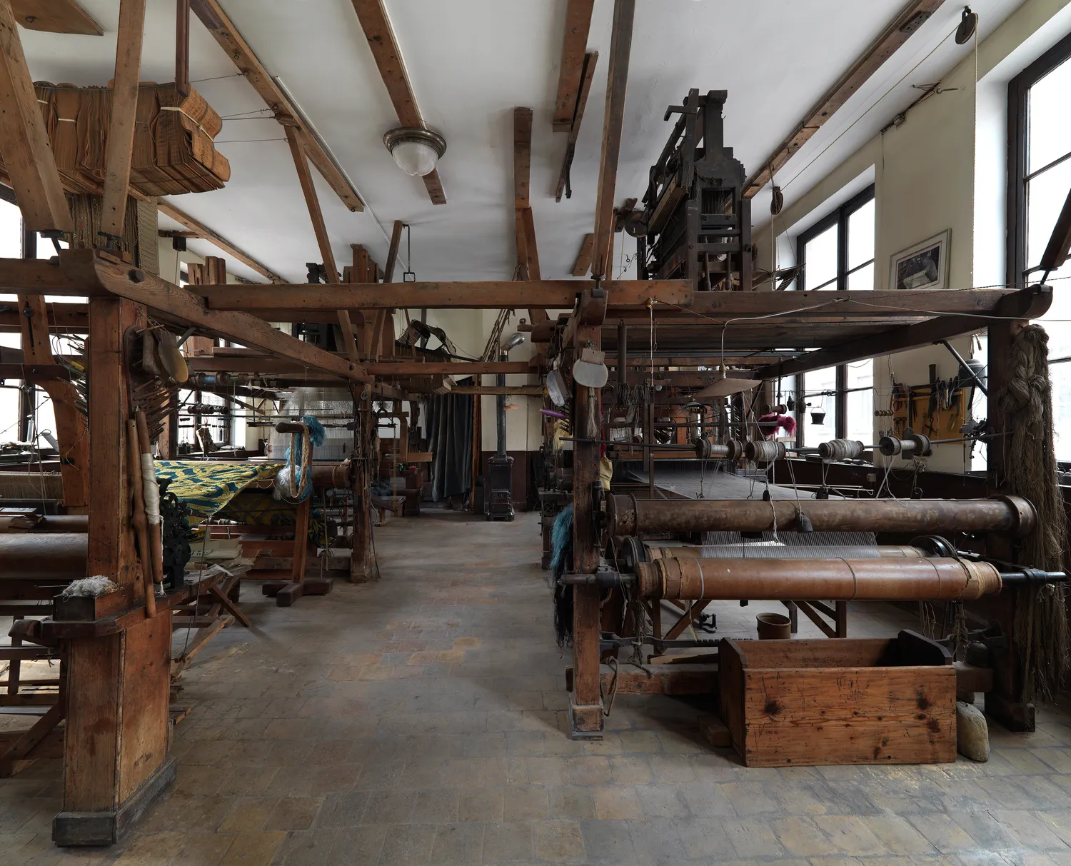 Image qui illustre: Visite d'un atelier de tissage à bras à Lyon - 0