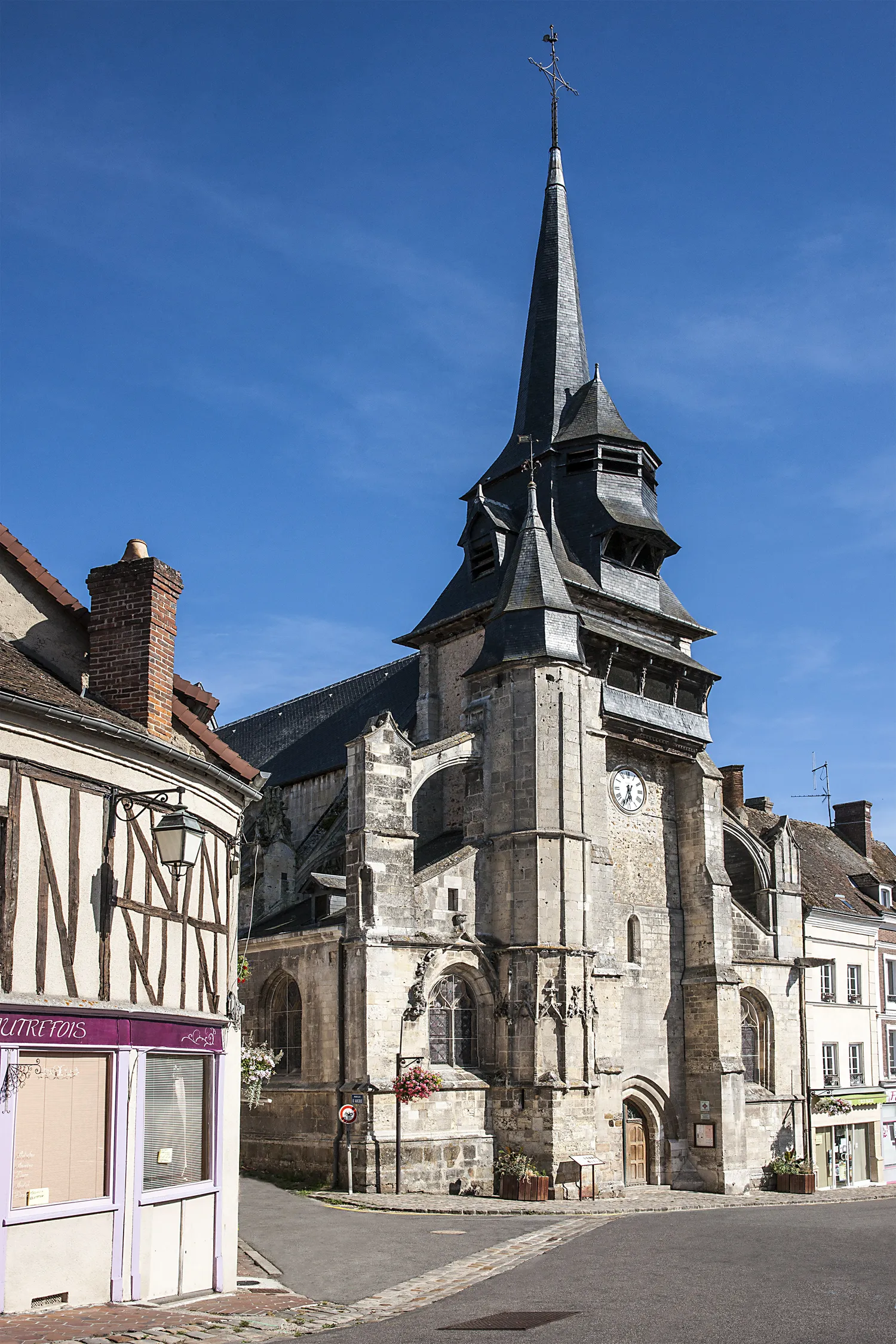 Image qui illustre: Visite guidée de l'église à Nonancourt - 0