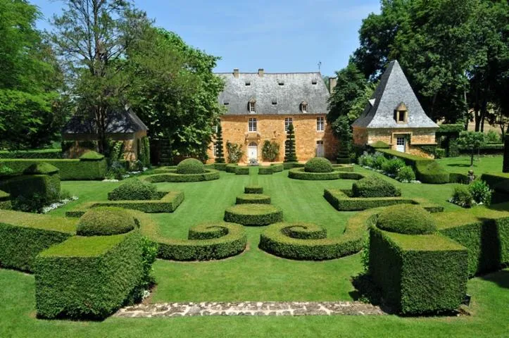 Image qui illustre: Eyrignac et ses Jardins