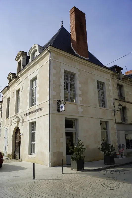 Image qui illustre: Office De Tourisme Azay-chinon Val De Loire Tourisme, Bureau D’accueil De Richelieu à Richelieu - 0
