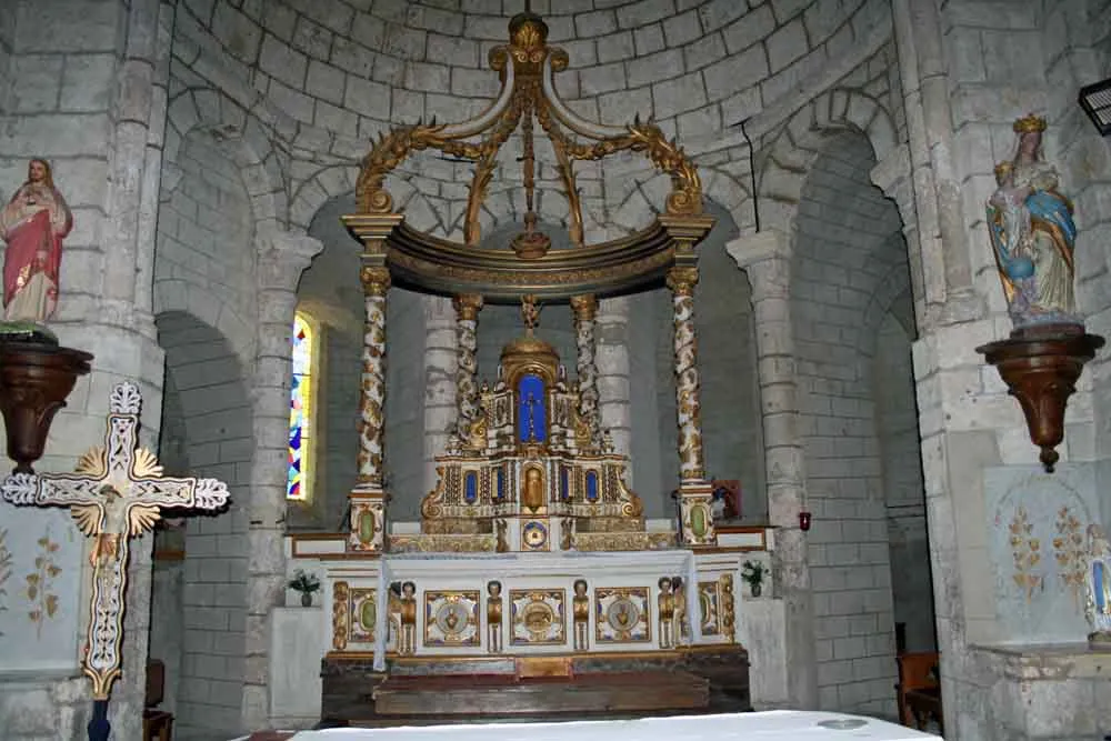 Image qui illustre: Eglise Saint-jean-baptiste à Chanac - 1