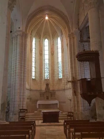 Image qui illustre: Eglise Saint-mandé Saint-jean
