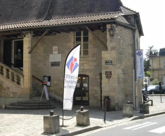 Image qui illustre: Office De Tourisme Lascaux-dordogne, Vallée Vézère