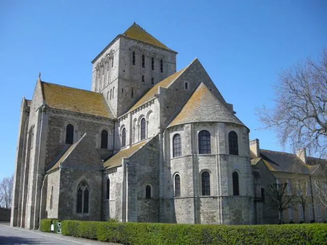 Image qui illustre: Abbaye Sainte-trinité