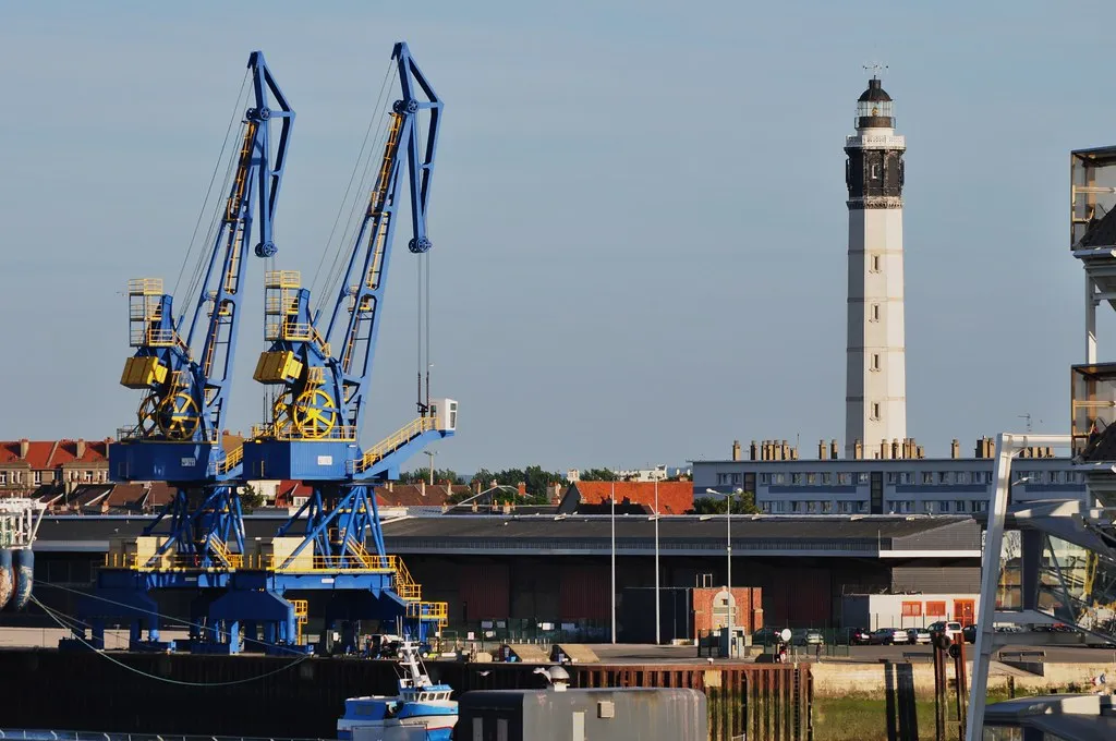 Image qui illustre: Port de Calais à Calais - 0