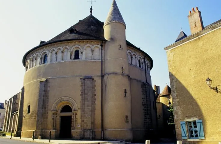Image qui illustre: Basilique Saint-étienne