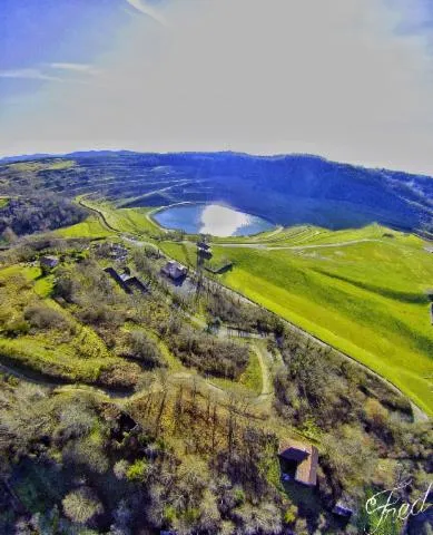 Image qui illustre: La Mine À Ciel Ouvert Et Le Chevalement De Mine De Decazeville