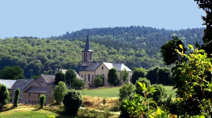 Image qui illustre: Église De  Saint-laurent De Muret