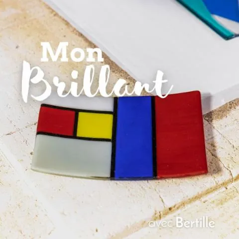 Image qui illustre: Créez votre plat en verre en hommage à Mondrian