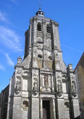 Image qui illustre: Eglise Saint-Sauveur