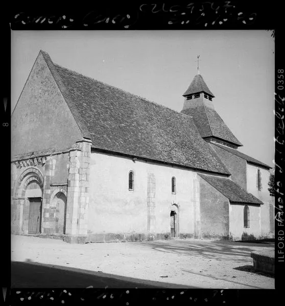 Image qui illustre: Eglise Saint-Julien à Osmery - 0