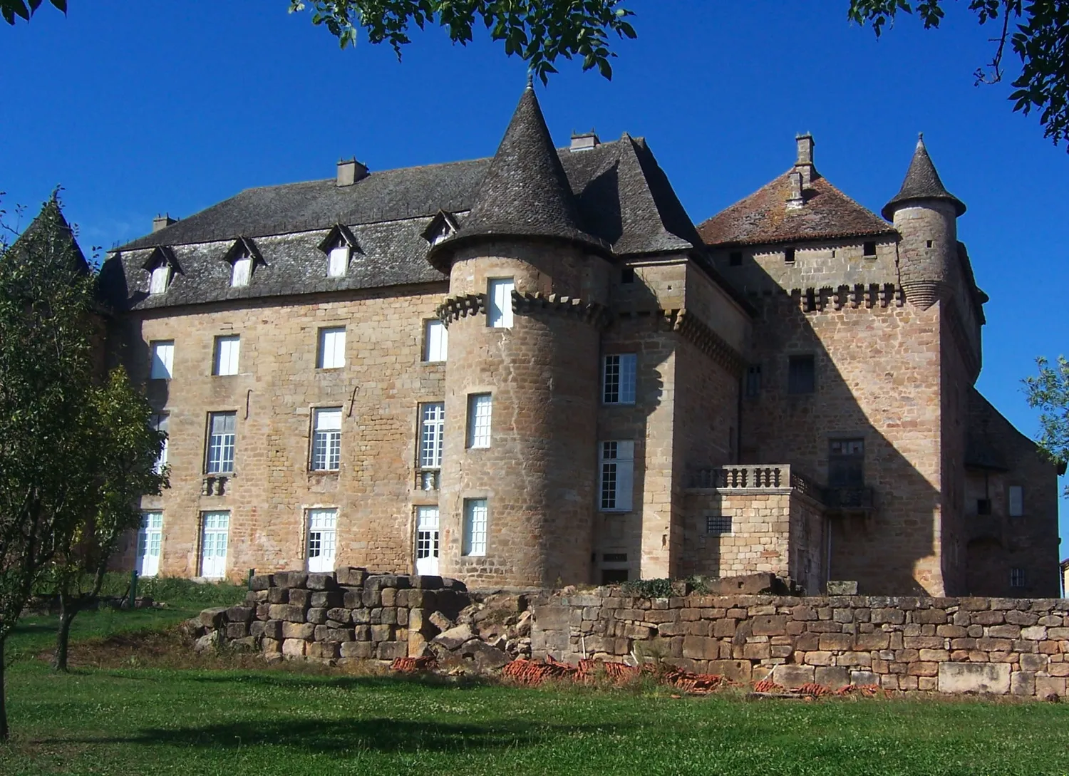 Image qui illustre: Château De Lacapelle-marival à Lacapelle-Marival - 2