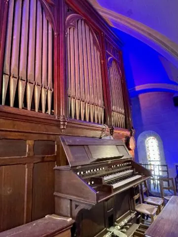 Image qui illustre: Visite guidée de l'orgue à tuyaux de La Bernerie en Retz