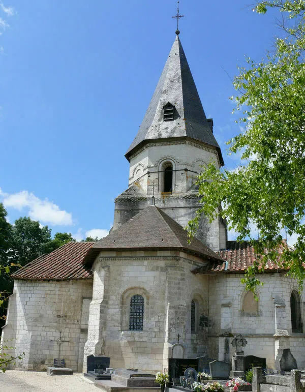 Image qui illustre: Visitez une église romane du XIIe siècle à La Chaussée-sur-Marne - 0