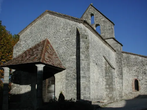 Image qui illustre: Loubès-bernac, Vers L'église De St-nazaire à Loubès-Bernac - 1