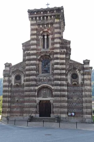 Image qui illustre: Eglise Notre Dame De Pont-salomon